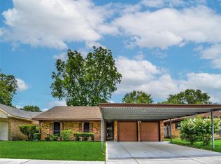 4906 Fairmoor St, Pasadena, TX 77505