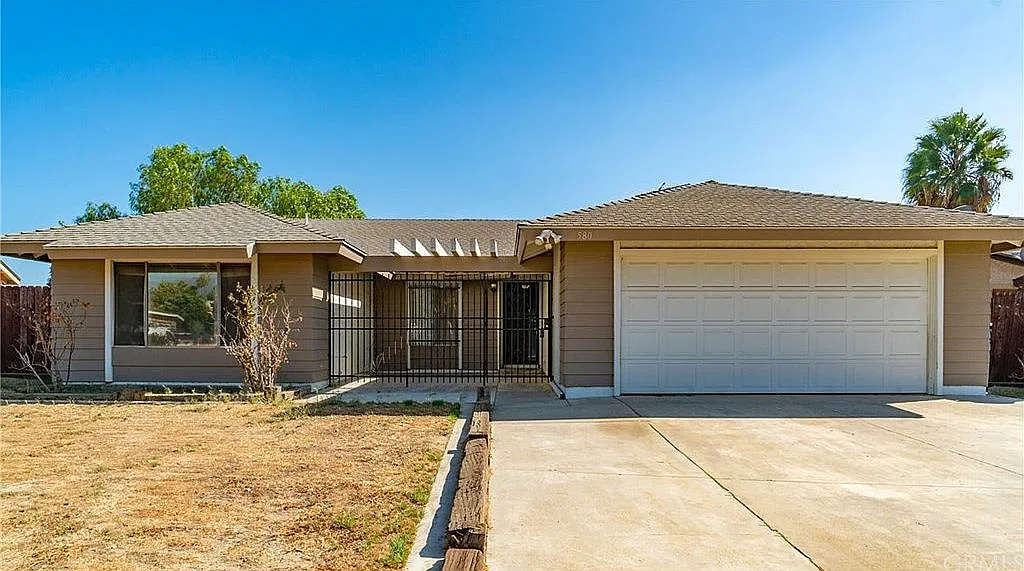 4 bed, 1626 sqft, $3,200 — Photo 1