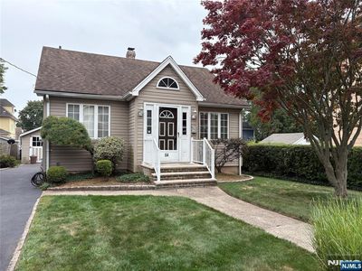 64 Madison Ave, Bergenfield, NJ, 07621