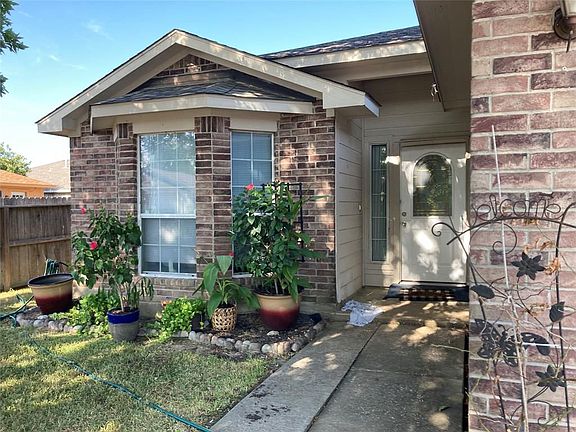 4th image of 3422 Red Cedar Dr