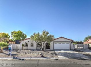 6113 Sunkiss Dr, Las Vegas, NV 89110