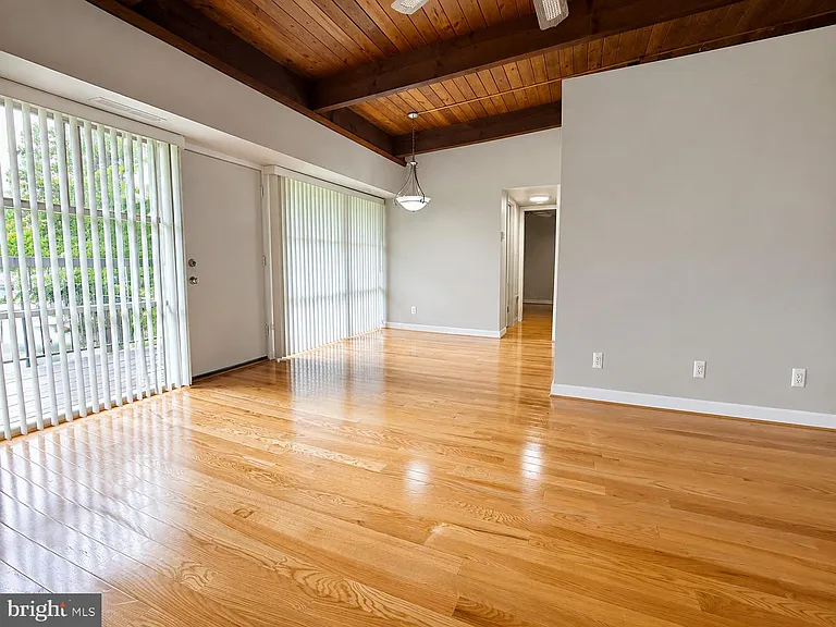 4933 Americana Dr #205 — Photo 4