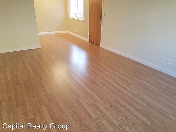 4th image of 544 Commercial Ave APT 7