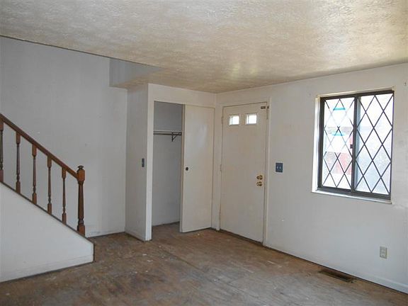 3rd image of 7532 Graystone Ct #174