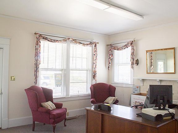 5th image of 507 E Atlantic St