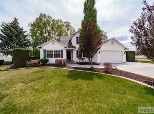 1040 Wheatstone Dr, Idaho Falls, ID 83404