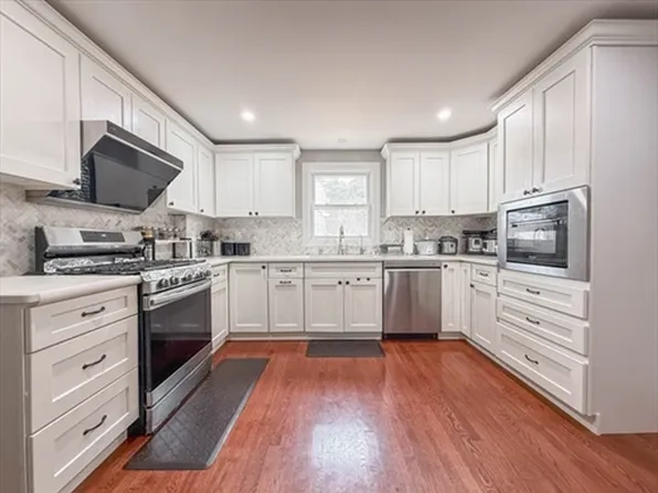 26 Lee Rd, Sharon, MA 02067