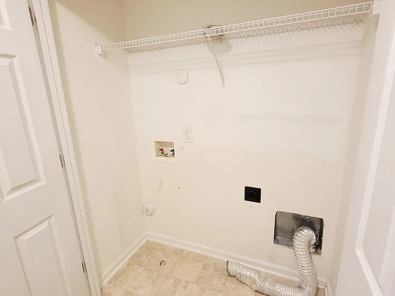 8327 Glenwood Springs Ct — Photo 30