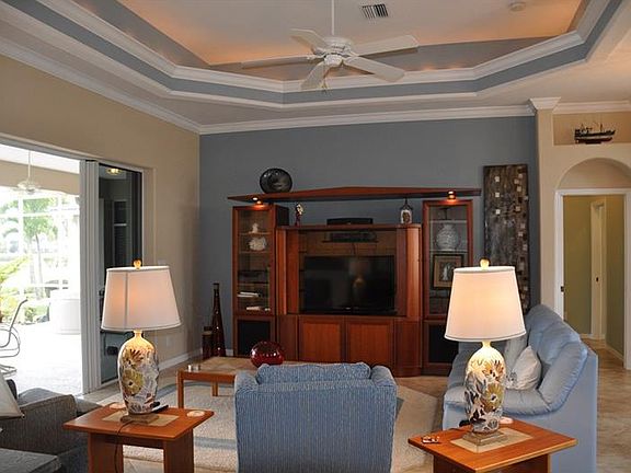 5th image of 455 Monaco Dr