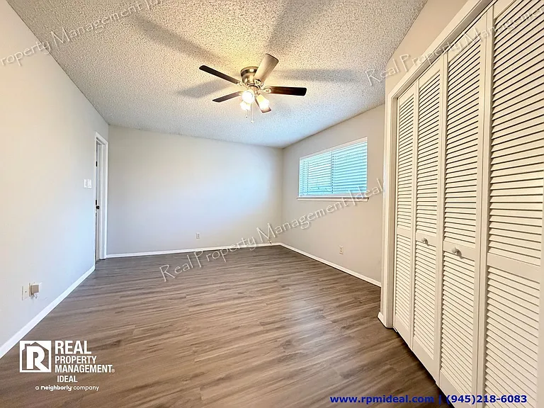 7832 Pebblebrook Dr — Photo 18