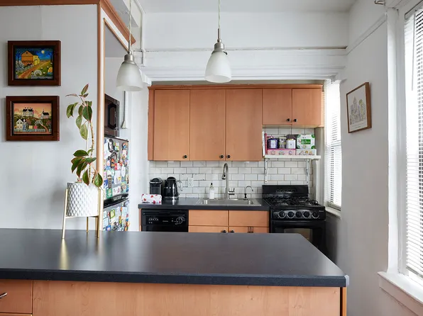 339 East 58th Street image 4 of 6