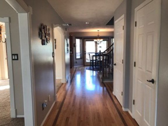 3rd image of 455 Coventry Ct