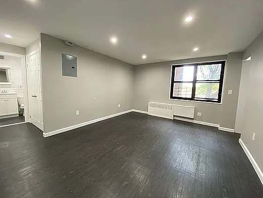 Rented by Bruma Realty LLC | media 1