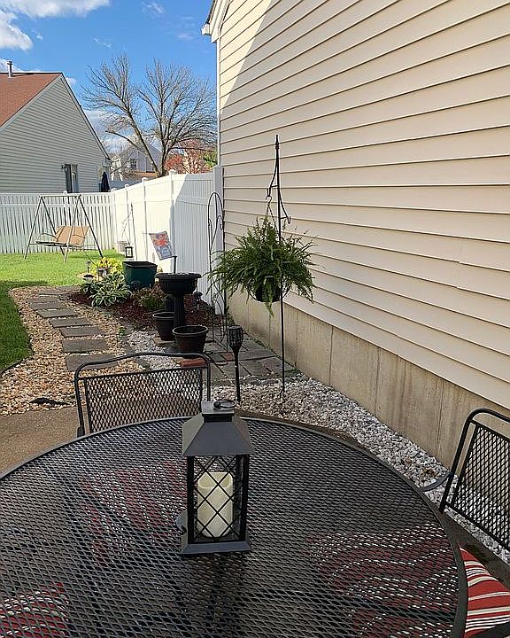 2nd image of 1286 Garden Village Dr