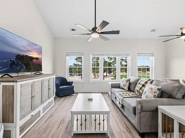 4815 Orchid Way APT 303, Myrtle Beach, SC 29577