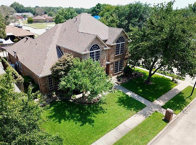 1st image of 4000 Oak Grove Ct