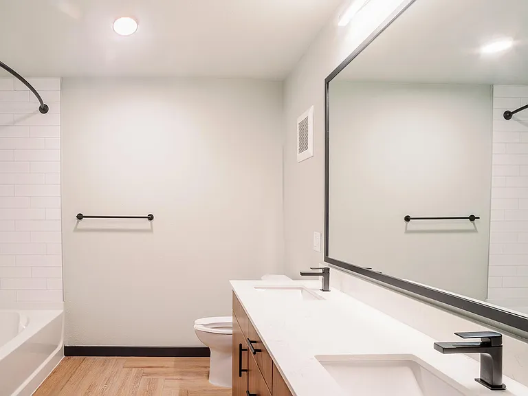 Double Vanity sinks