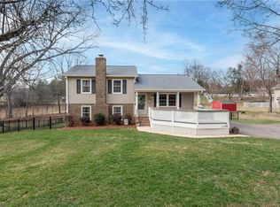 110 Summerglen Dr, Lewisville, NC 27023