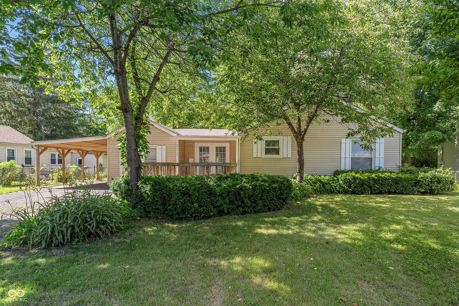 2312 Durham Dr photo 1