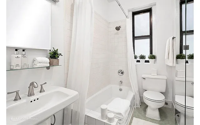 Sold by Douglas Elliman | media 8