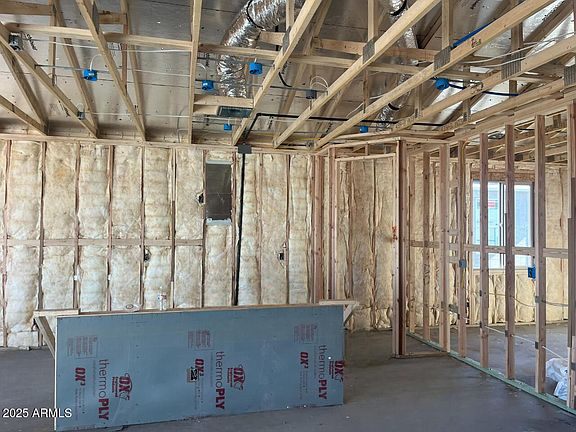 3rd image of 7569 W SMOKETREE Drive