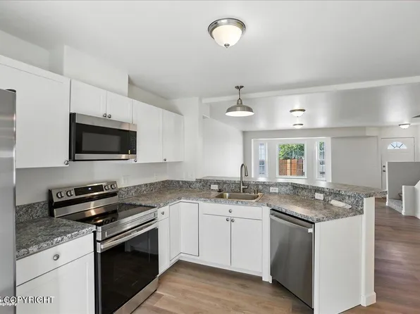 165 Rusty Allen Pl #64, Anchorage, AK 99504