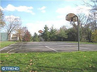 2nd image of 1019 Shepherds Way