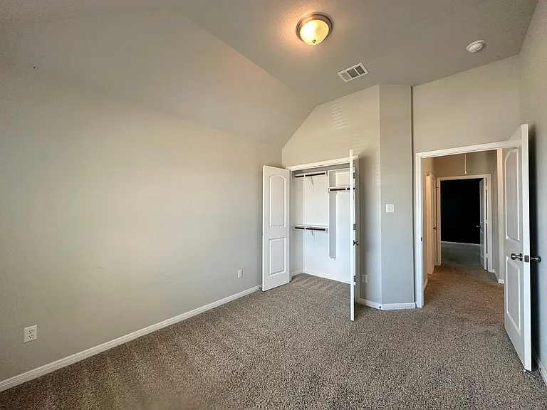 3424 Addison St — Photo 46