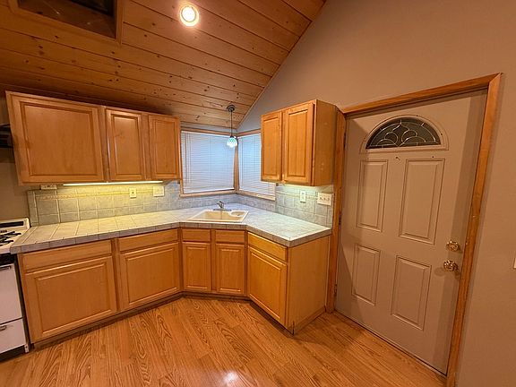 5th image of 23348 S Village Ln
