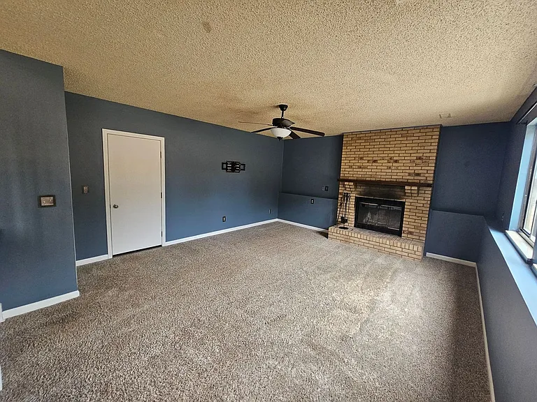 7490 Woody Creek Dr — Photo 15