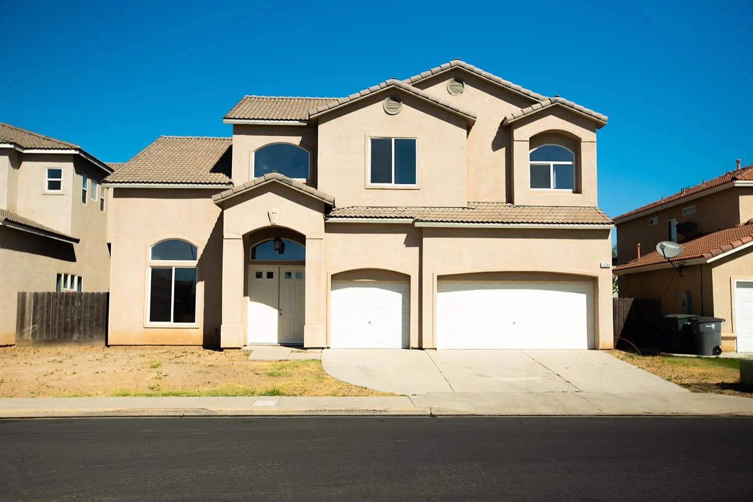 5289 N Ensanada Ave photo 1