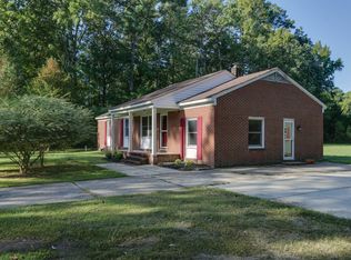 1413 Calthrop Neck Rd, Yorktown, VA 23693