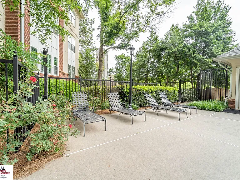 3636 Habersham Rd NW #2107 — Photo 46