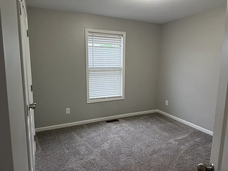 2nd bedroom.