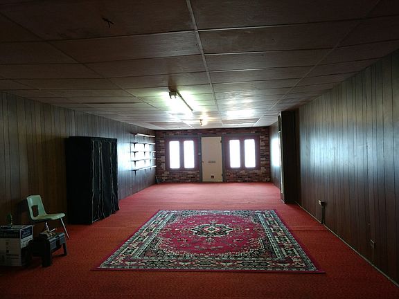 2nd image of 217 Burlington Ave