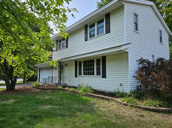 10607 Yosemite Rd, Bloomington, MN 55437