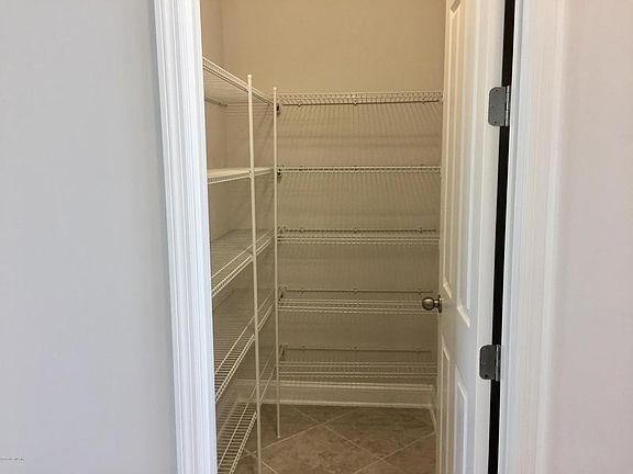 5th image of 7104 Mirabelle Dr