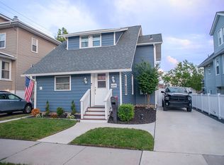 6208 Winchester Ave, Ventnor, NJ 08406