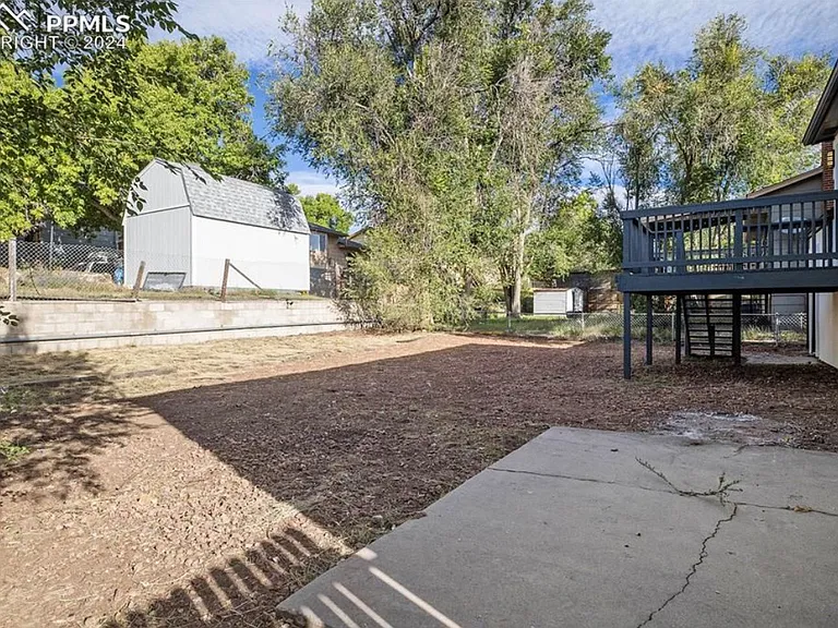 1188 Commanchero Dr — Photo 19