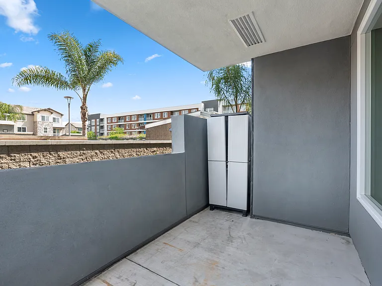 5925 Charlotte Dr #240 — Photo 15