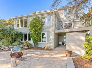 459 McCarrons Blvd S, Roseville, MN 55113