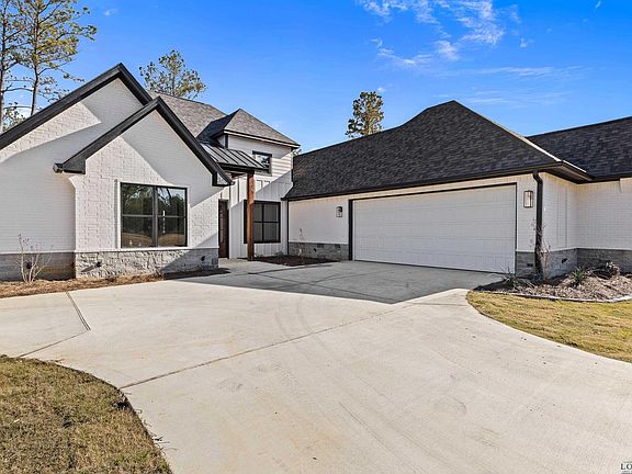 3rd image of 145 Cottonwood Ln