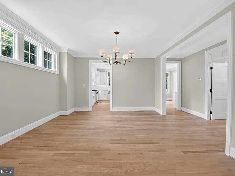 5718 Huntington Pkwy — Photo 21