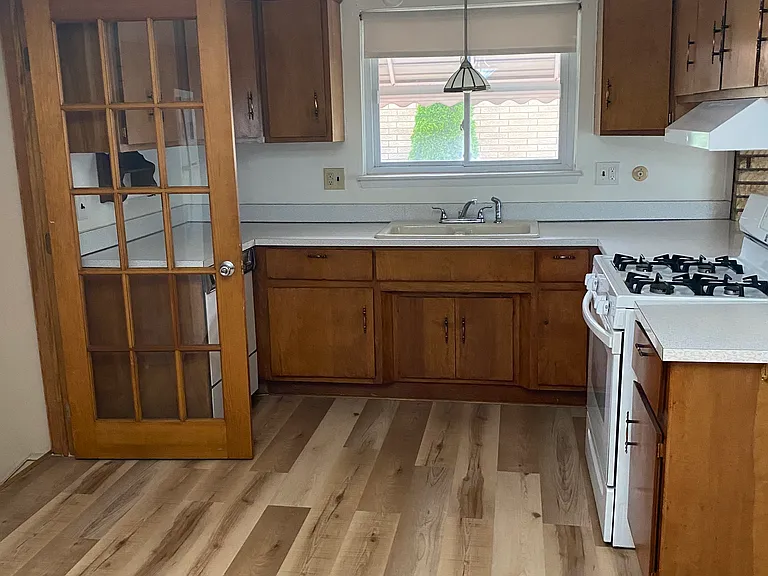 4541 Marlow Dr — Photo 15