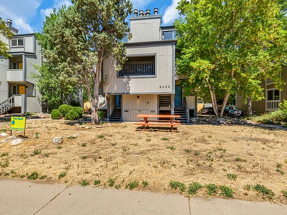 2nd image of 2133 Canyon Blvd
