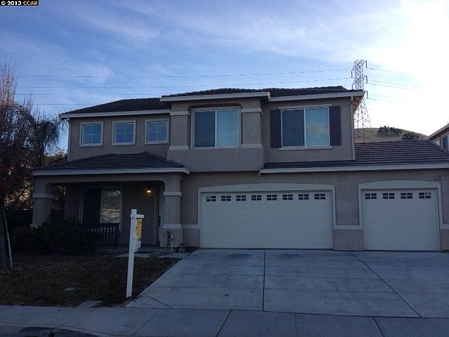 1st image of 2531 Cambridge Dr