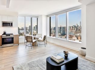 2315 44th Dr #44M, Long Island City, NY 11101