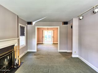 2437 Broadmeade Rd, Seneca Gardens, KY 40205