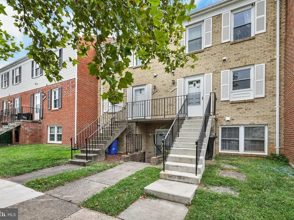 1048 Margate Ct, Sterling, VA 20164