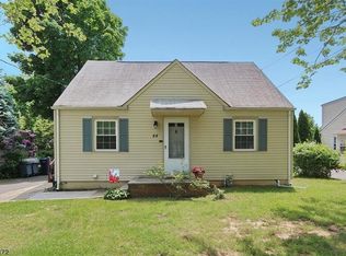 44 Alice Ln, Clark, NJ 07066